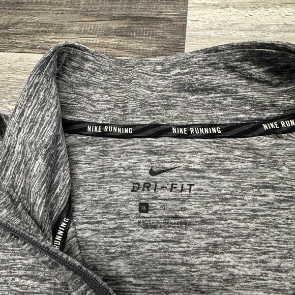 Nike Element Dri Fit Gray Mens XL 1/2 Zip Swoosh Thumbholes Sporty Running Top - Picture 4 of 10